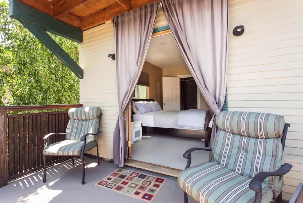 Bed & Breakfast The Big Bungalow *